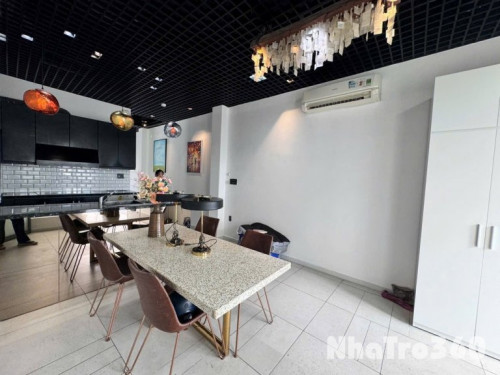 Cho thuê căn Penthouse 60m2 - 2 ban công