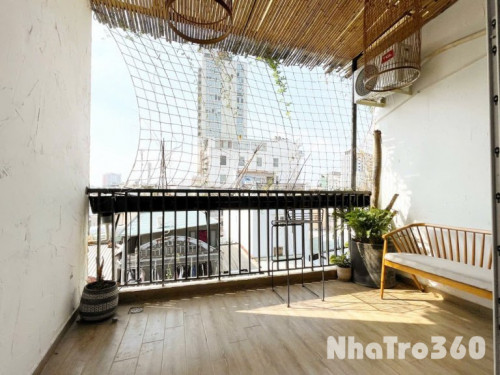 PHÒNG FULL OPTION - CÓ TV & BAN CÔNG