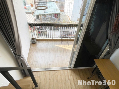 PHÒNG FULL OPTION - CÓ TV & BAN CÔNG