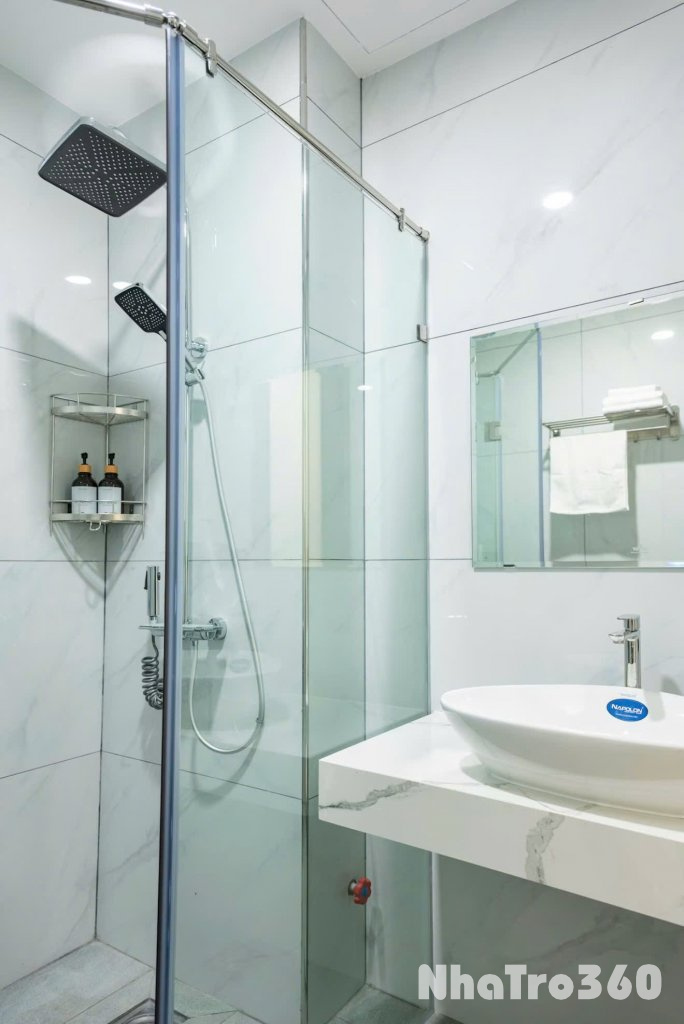 Cho thuê căn hộ Q3, Đường Lý Chính Thắng, gần Chợ Tân Định, Công Viên Lê Văn Tám, Cầu Kiệu