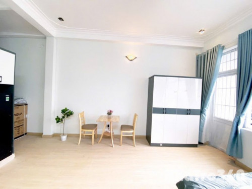 Phòng rộng 45m2 quận 1 đường điện biên phủ