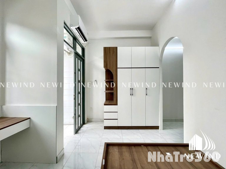 Cho thuê căn hộ 1PN ban công Q4, ngay chợ Xóm Chiếu, cầu Kênh Tẻ, Đh Luật, Đh Nguyễn Tất Thành