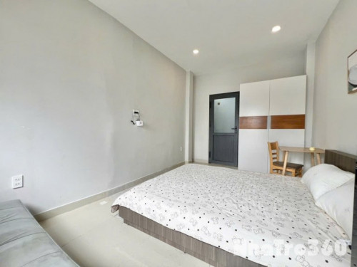 Trống sẵn căn hộ Q4 1PN ban công gần đh Luật