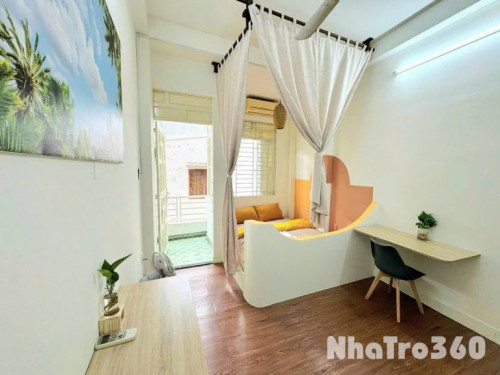 Cho thuê căn hộ ban công quận 1 full nội thất