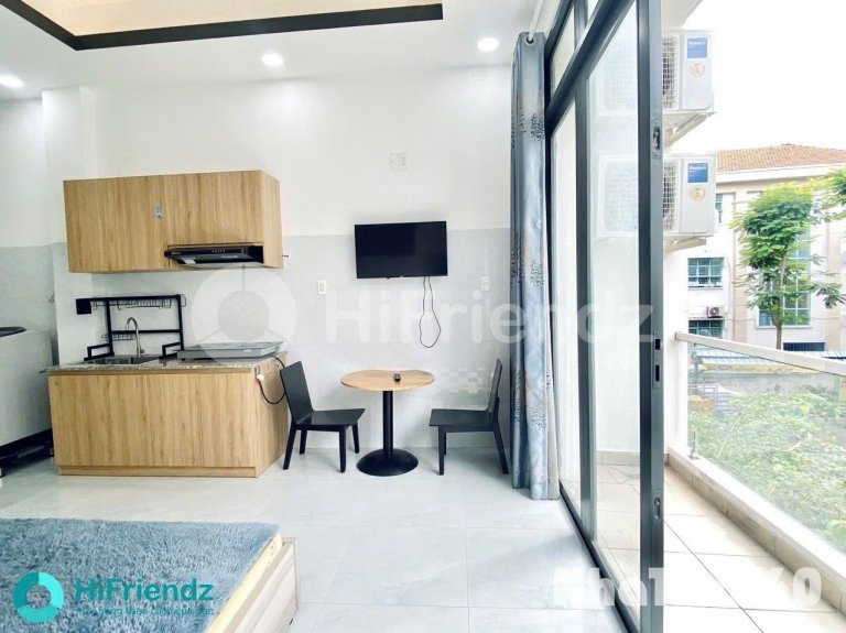 Cho thuê phòng trọ ban công máy giặt riêng Q8, ngay bến xe Q8, cầu Nhị Thiên Đường, cầu Tạ Quang Bửu, Central Premium…