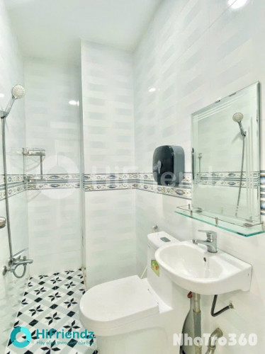 Cho thuê phòng trọ ban công máy giặt riêng Q8, ngay bến xe Q8, cầu Nhị Thiên Đường, cầu Tạ Quang Bửu, Central Premium…