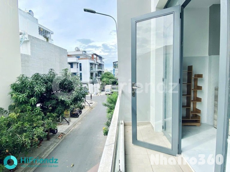 Cho thuê phòng trọ ban công máy giặt riêng Q8, ngay bến xe Q8, cầu Nhị Thiên Đường, cầu Tạ Quang Bửu, Central Premium…