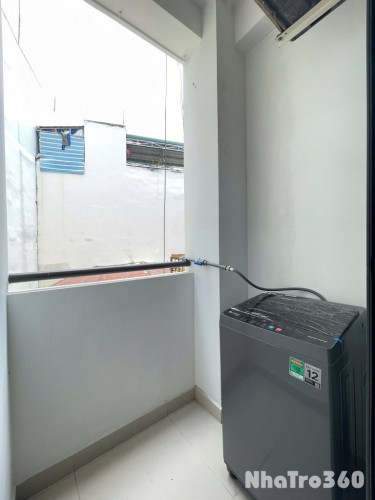 Cho thuê căn hộ ban công máy giặt riêng Q1, ngay chợ Tân Định, nhà thờ Tân Định, công viên Lê Văn Tám, cầu Bông
