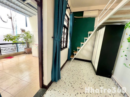 Gác Ban Công Tách Bếp Full Nội Thất Đang Trống Sẵn Giá Ưu Đãiii😆