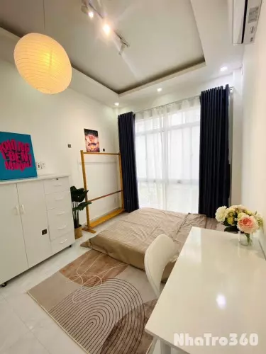 Căn hộ cho thuê cửa sổ lớn Bến Chương Dương