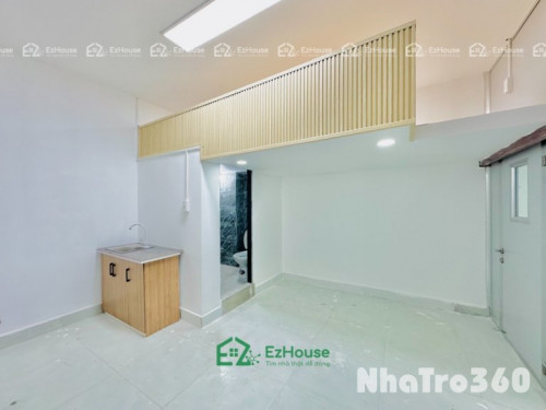 Gần công viên Phú Lâm