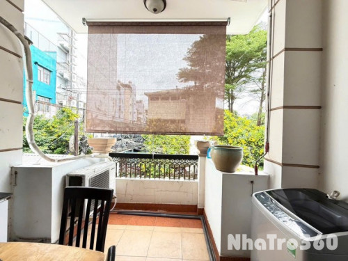 Căn hộ studio ban công gần sân bay Tân Bình