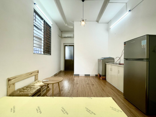 Cho thuê căn hộ Q1, đường Nguyễn Hữu Cầu, gần Chợ Tân Đinh, Công Viên Lê Văn Tám, Nhà Thờ Tân Định