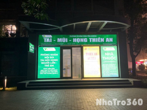 Cần Thanh lý toàn bộ CSVC và quầy tủ, bảng biển nhà thuốc khu vực Times City Hà Nội