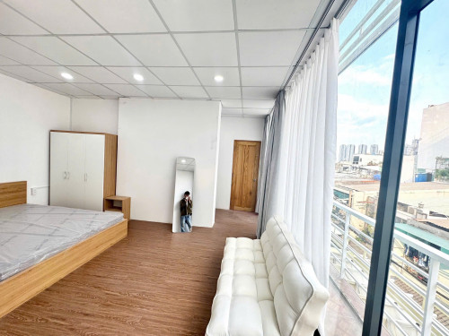 Cho thuê căn Studio full cửa sổ ban công Q8, ngay cầu Nguyễn Văn Cừ, Parcmall, cầu Kênh Xáng, cầu Rạch Ông, Đh Công Nghệ SG…