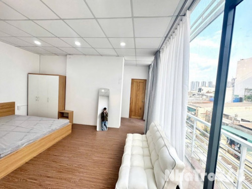 Cho thuê căn Studio full cửa sổ ban công Q8, ngay cầu Nguyễn Văn Cừ, Parcmall, cầu Kênh Xáng, cầu Rạch Ông, Đh Công Nghệ SG…