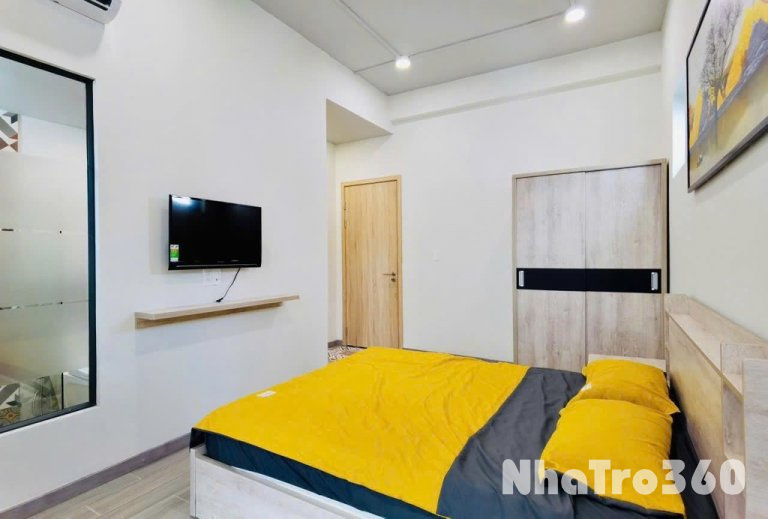 Phòng 35m2 quận 3 ngay cầu công lý có thang máy