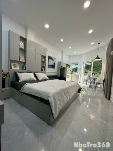 CĂN HỘ BAN CÔNG NGAY TÂN BÌNH GẦN NHÀ GA T3 K300