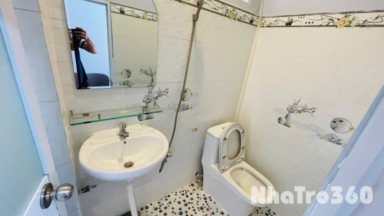 Cho thuê căn hộ Q4, Đường Tôn Đản, gần ĐH Luật, ĐH Nguyễn Tất Thành, Chợ Xóm Chiếu