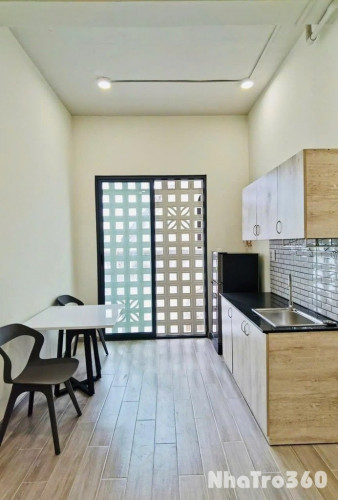 Phòng 35m2 quận 3 ngay cầu công lý có thang máy