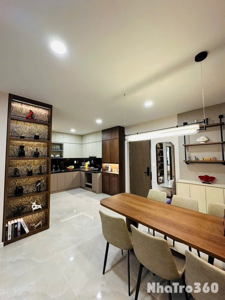 Rổ Hàng Cho Thuê T12 Giá Tốt Nhất Ngay Metro ĐHQG