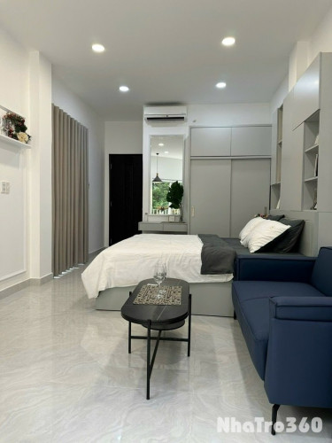 CĂN HỘ BAN CÔNG NGAY TÂN BÌNH GẦN NHÀ GA T3 K300