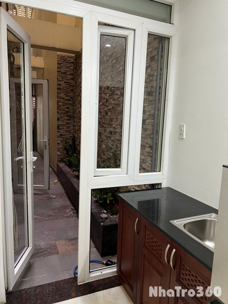 Cho thuê căn hộ - Thành Thái, quận 10