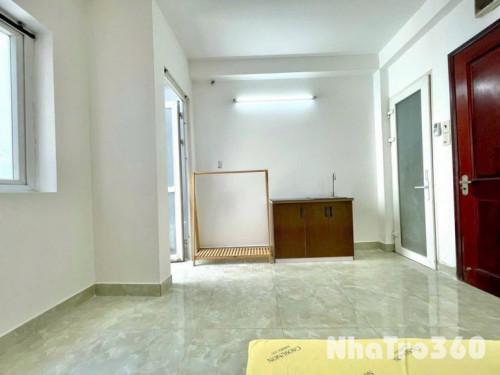 PHÒNG BAN CÔNG GIÁ 4 TRIỆU HƠN Ở QUẬN 3 LÊ VĂN SỸ