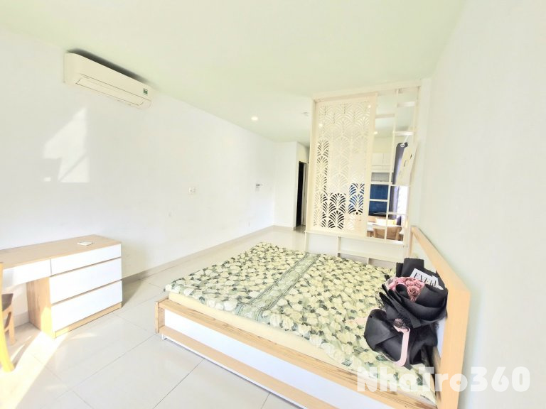 Cho thuê căn hộ ban công, Q8, Đường Dương Bá Trạc, gần ĐH Sài Gòn, Cầu Nguyễn Văn Cừ, Cầu Chữ Y