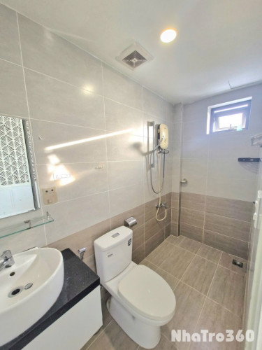 Cho thuê căn hộ ban công, Q8, Đường Dương Bá Trạc, gần ĐH Sài Gòn, Cầu Nguyễn Văn Cừ, Cầu Chữ Y