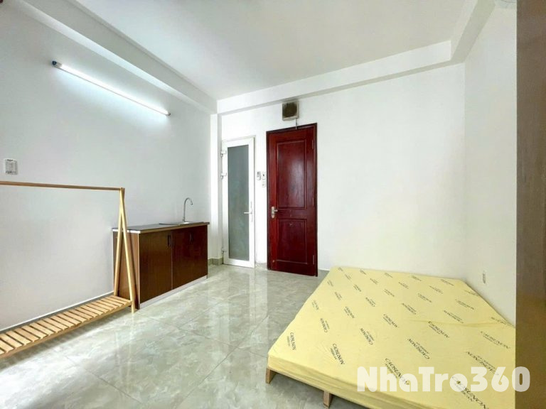 PHÒNG BAN CÔNG GIÁ 4 TRIỆU HƠN Ở QUẬN 3 LÊ VĂN SỸ