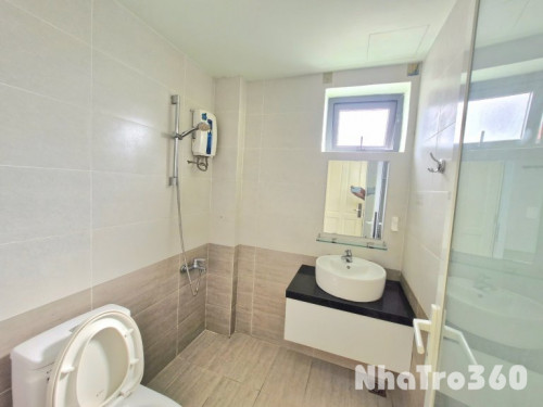 Cho thuê căn hộ ban công, Q8, Đường Dương Bá Trạc, gần ĐH Sài Gòn, Cầu Nguyễn Văn Cừ, Cầu Chữ Y