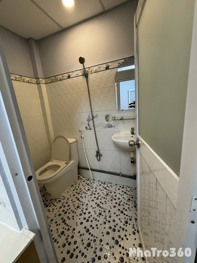 Cho thuê căn hộ Q4, Đường Tôn Đản, gần ĐH Luật, ĐH Nguyễn Tất Thành, Chợ Xóm Chiếu