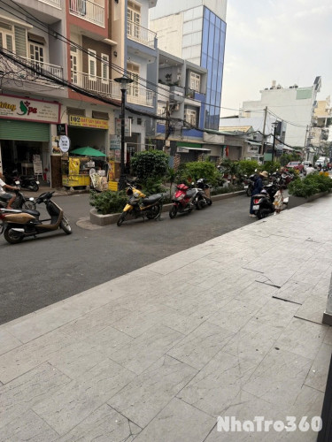 Cho thuê tầng trêt shophouse chung cư phúc yên 3-