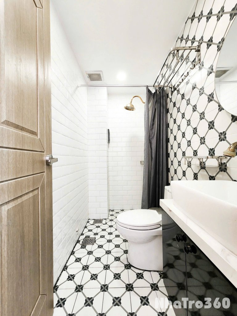 Cho thuê Studio cửa sổ trời Q1, ngay phố tây Bùi Viện, giáp Trần Hưng Đạo, cầu Ông Lãnh, Pullman, chợ Bến Thành