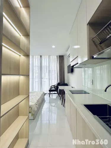 Cho thuê căn hộ ban công, Q10, đường Hoà Hảo, gần ĐH Y Dược, Vạn Hạnh Mall, Nhà Thờ Đồng Tiến