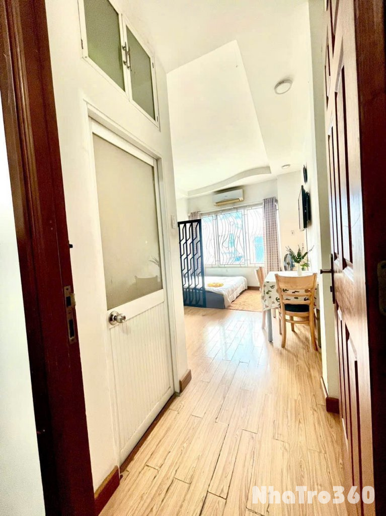 Cho thuê căn hộ Q1, đường Trần Quang Khải, gần Chợ Tân Định, Công Viên Lê Văn Tám, Cầu Bông