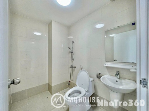Căn Hộ Tách Bếp Tân Bình Cửa Sổ Ngay Nhà Ga T3