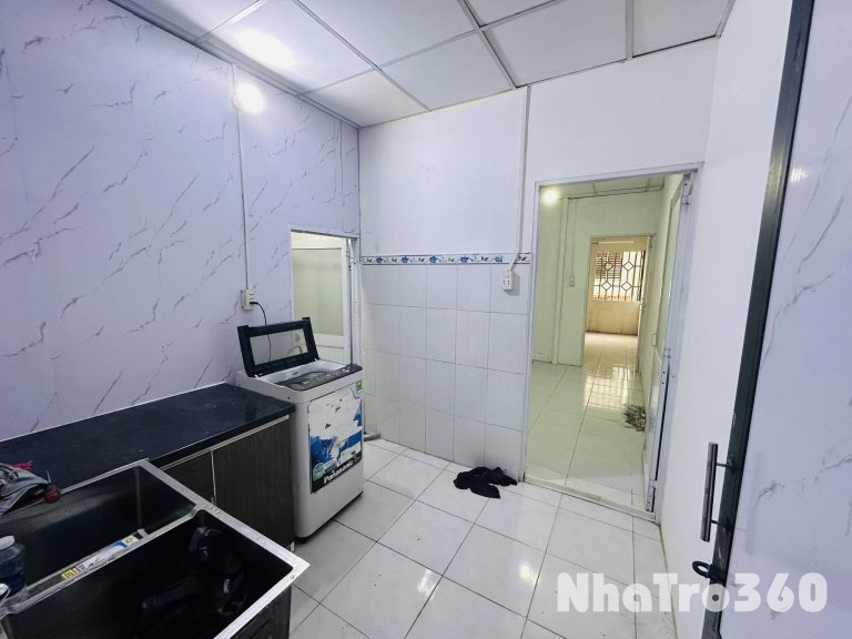 CHO THUÊ PHÒNG B04 TẦNG TRỆT, CÓ 2 PN, DT 40M2 NGUYỄN VĂN LINH, P. TÂN THUẬN (Q.7 CŨ) GIÁ 5 TRIỆU.