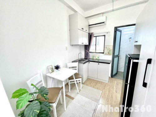 Cho thuê căn hộ Q4, Đường Nguyễn Thần Hiến, gần ĐH Nguyễn Tất Thành, Chợ Xóm Chiếu, Cầu Tân Thuận