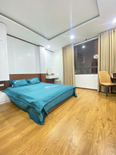 Cho thuê CHDV ngõ 75 Giải Phóng, 42m² x 6 tầng cải tạo được 9PN, 30 Triệu