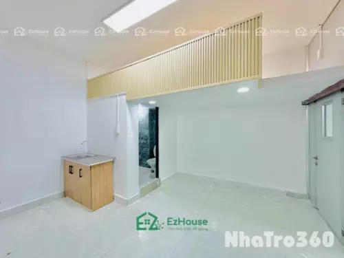 Gần công viên Phú Lâm