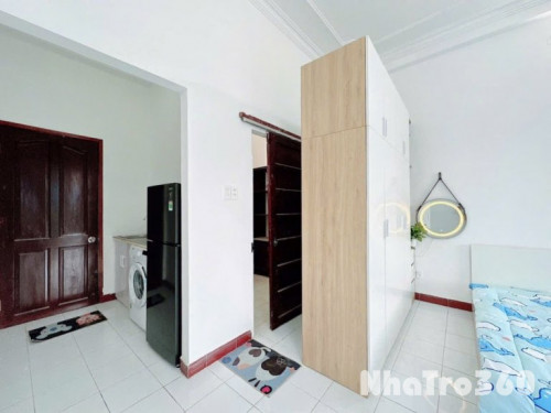 1pn ban công máy giặt riêng rộng 40m2 gần sân bay