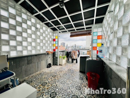 Căn Hộ Tách Bếp Ban Công Gần Cư Xá Lữ Gia Quận 10