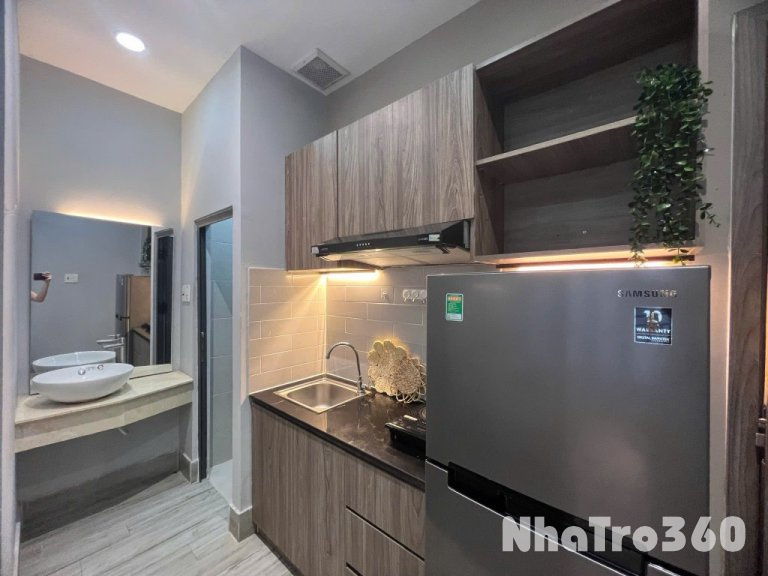 Căn Hộ Dịch Vụ 1PN Full Nội Thất, Ban Công Thoáng