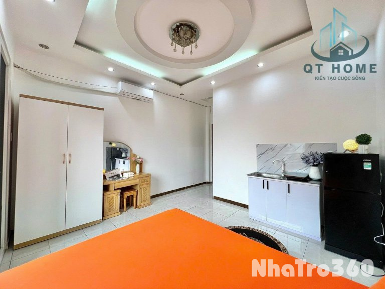 Cho thuê căn hộ ban công, Q1, đường Nguyễn Văn Cừ, gần Công Viên 23/9, cầu Nguyễn Văn Cừ, ĐH Sài Gòn