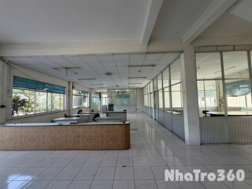 XT675 nhà xưởng sản xuất kinh doanh thương mại phù hợp chuyển đổi công năng thuê