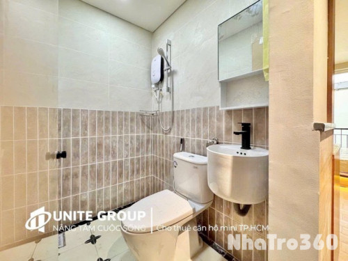 Cho thuê căn hộ ban công, Q1, đường Thạch Thị Thanh, gần Chợ Tân Đinh, Công Viên Lê Văn Tám