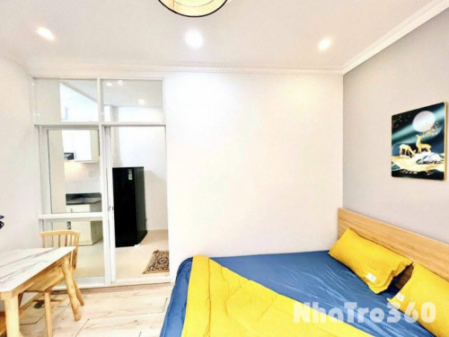 Cho thuê phòng trọ 1PN, full nội thất Q1, ngay cầu Ba Son, Bitexco, bến Bạch Đằng, phố đi bộ…