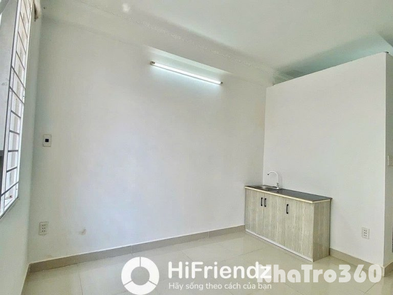 Full nội thất, tủ lạnh, cửa sổ, tự do, giá rẻ